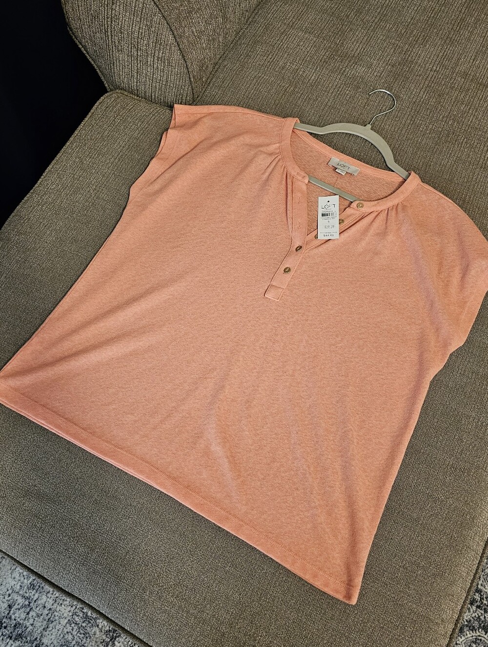 LOFT Light Sheer Coral Pink Orange Casual Lightweight Relaxed Top Size Small - Picture 2 of 8